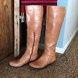 Steve Madden Nerves tall, leather boots, Size 7